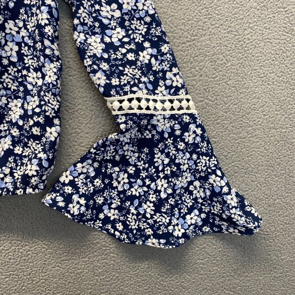 iz BYER Women's Blue Ruffled Blouse Top Size M,Floral Blue - Picture 8 of 9